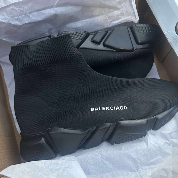 Balenciaga Men's Black Knit Sneakers - Picture 1 of 1
